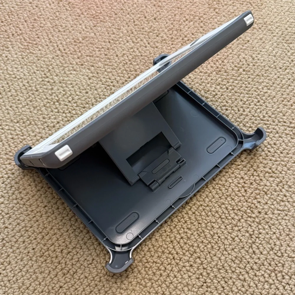 glacier grey ipad air defender case - otterbox!